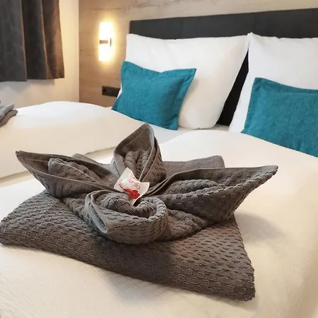 Alina Daire Schwendau