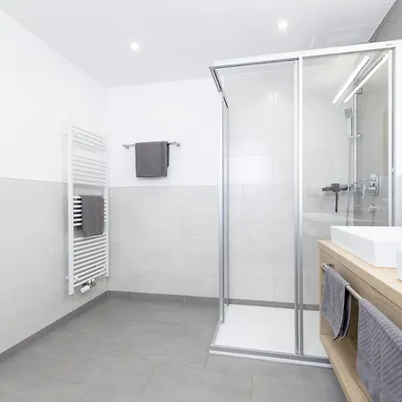 Alina Lägenhet